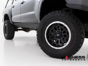 Toyota Tacoma Side Steps - Power Running Boards - Rough Country - E-Boards Toyota Tacoma Side Steps - Power Running Boards - Rough Country - E-Boards